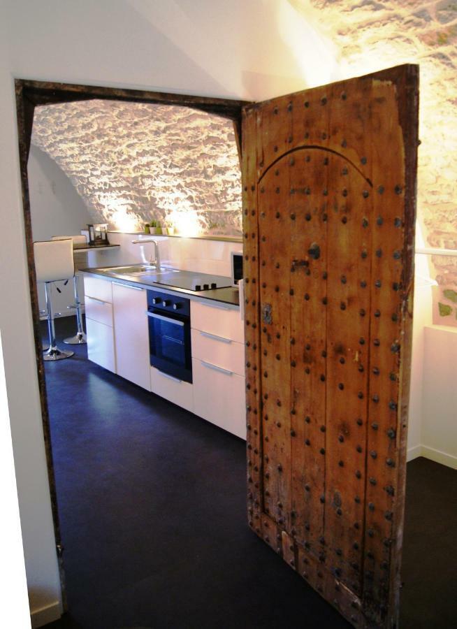 De Pierre Et De Lumiere Appartement Jouhe Buitenkant foto